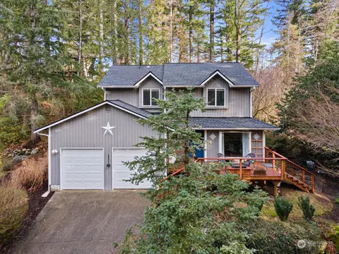42032 SE 167th St, North Bend, WA 98045