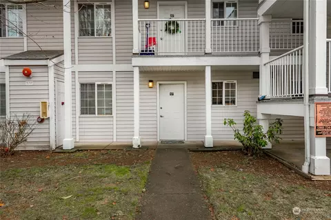 2711 W Maplewood Ave #107, Bellingham, WA 98225