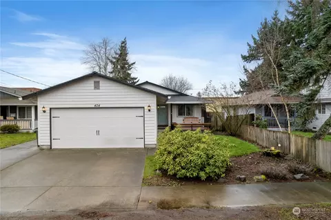 424 2nd Ave NE, Puyallup, WA 98372