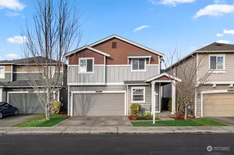 2209 194th St E, Spanaway, WA 98387