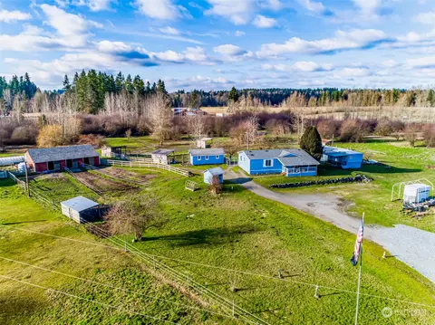 8521 304th St E, Graham, WA 98338