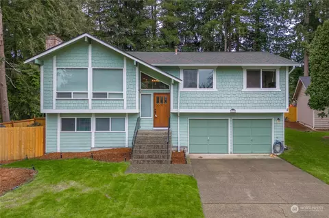 625 NW Fairwood Way, Bremerton, WA 98311