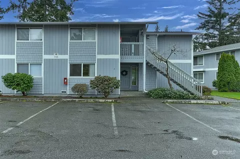 9126 1st Pl NE #2, Lake Stevens, WA 98258