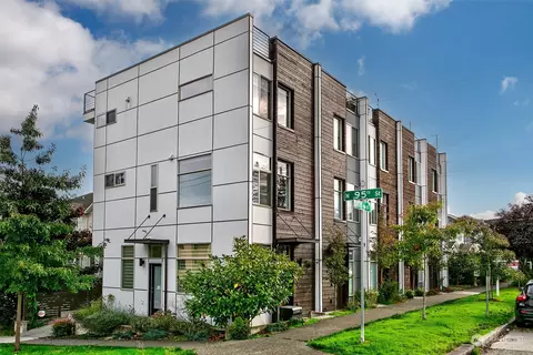 9430 Linden Ave N, Seattle, WA 98103