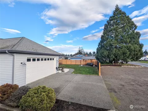 41 Smithfield Dr, Sequim, WA 98382 photo 3