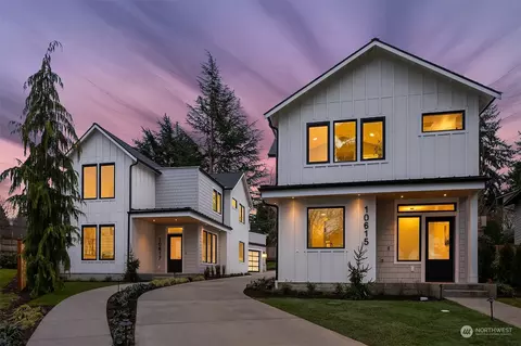10617 NE 10615 Ne 57th St, Kirkland, WA 98033