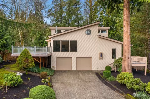 4045 169th Ave SE, Bellevue, WA 98008