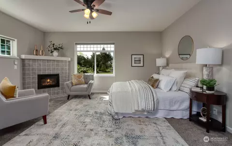 Bedroom - 132 Timothy Ln, Sequim, WA 98382 photo 2 of 4