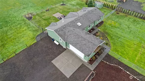 901 W Hendrickson Rd, Sequim, WA 98382 photo 4