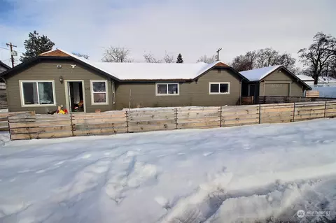 415 W Burgen St, Goldendale, WA 98620