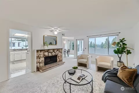 17417 Ashworth Ave N #408, Shoreline, WA 98133