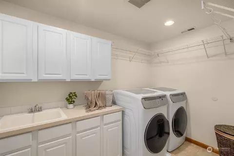 Other - 223 138th Pl SE, Everett, WA 98208 photo 2 of 2