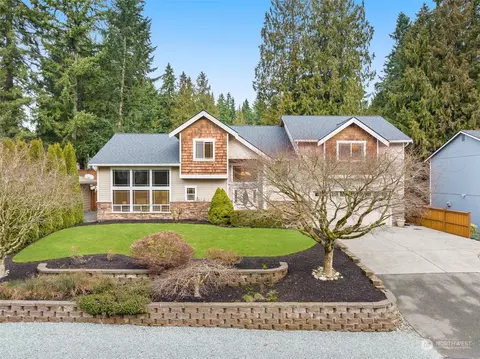 Exterior - 223 138th Pl SE, Everett, WA 98208 photo 2 of 9