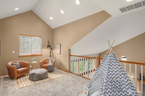 Bedroom - 223 138th Pl SE, Everett, WA 98208 photo 1 of 6