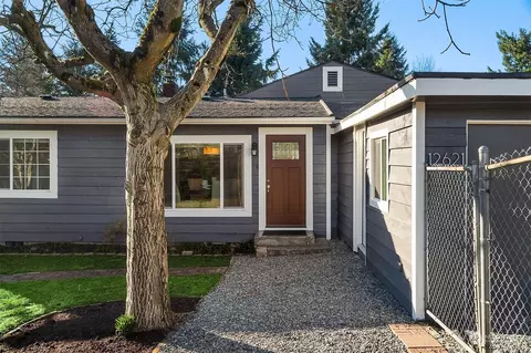 12621 2nd Pl SW, Seattle, WA 98146