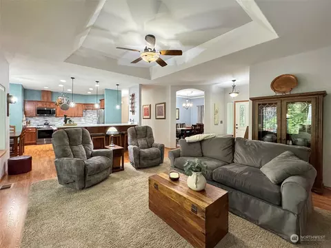 Living - 121 Doe Pl, Sequim, WA 98382 photo 4 of 4