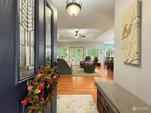 Living - 121 Doe Pl, Sequim, WA 98382 photo 1 of 4