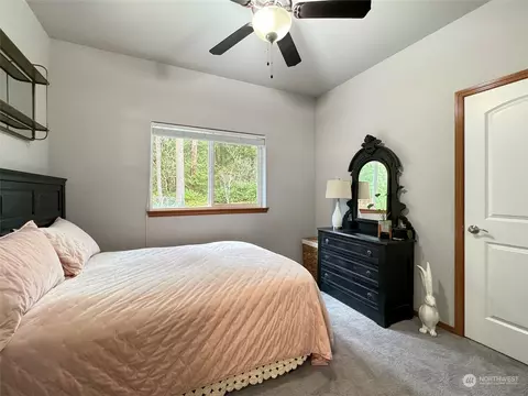 Bedroom - 121 Doe Pl, Sequim, WA 98382 photo 2 of 5