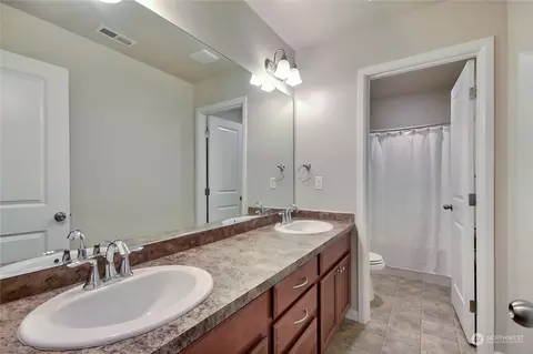 1201 Goldfinch Ave SW, Orting, WA 98360 photo 20
