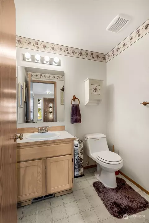1222 203rd St E, Spanaway, WA 98387 photo 5