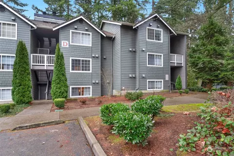 15433 Country Club Dr #D104, Mill Creek, WA 98012