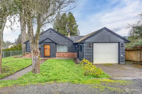 805 Lord St, Kelso, WA 98626