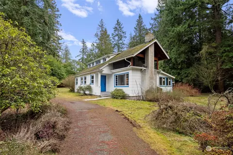 825 NW 190th Street Dr, Shoreline, WA 98177