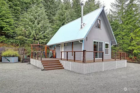 34934 S Shore Dr, Mount Vernon, WA 98274