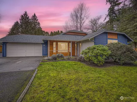 Exterior - 16621 6th Ave SE, Bothell, WA 98012 photo 11 of 11
