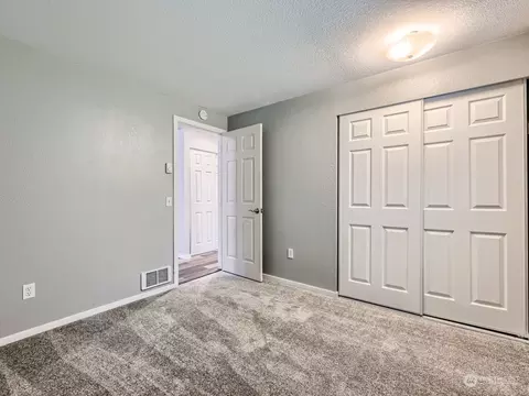 Bedroom - 16621 6th Ave SE, Bothell, WA 98012 photo 4 of 6