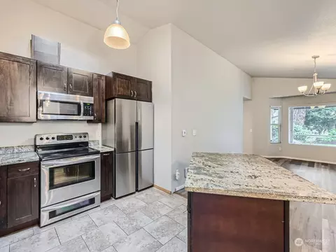 Kitchen - 16621 6th Ave SE, Bothell, WA 98012 photo 2 of 3