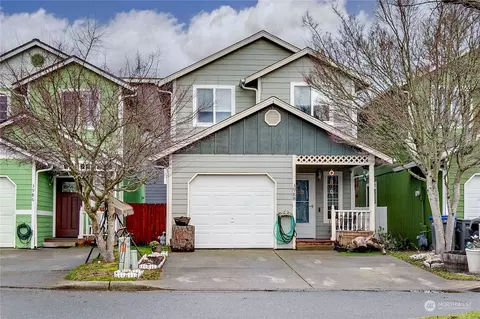 3988 Broadmoor Loop, Bremerton, WA 98310