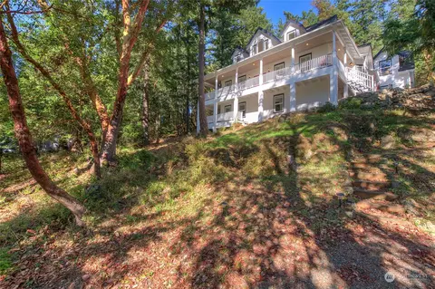 105 Bromley Dr, Eastsound, WA 98245