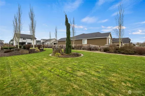 785 Voss St, Enumclaw, WA 98022 photo 38