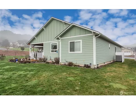 Exterior - 20 Pear Ct, Sequim, WA 98382 photo 11 of 12