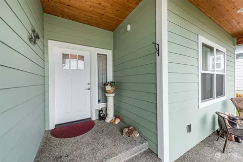 Exterior - 20 Pear Ct, Sequim, WA 98382 photo 4 of 12
