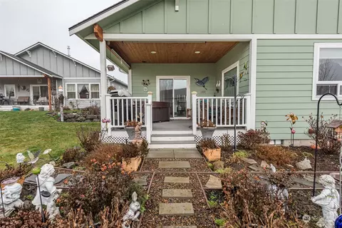 Exterior - 20 Pear Ct, Sequim, WA 98382 photo 7 of 12
