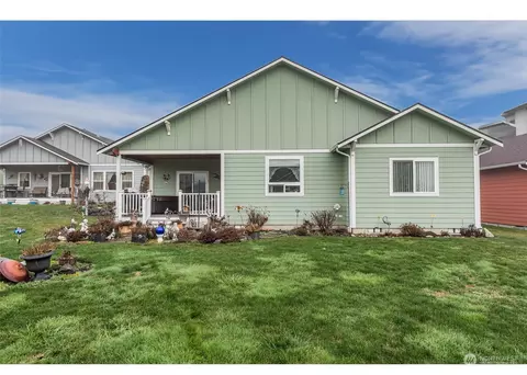 Exterior - 20 Pear Ct, Sequim, WA 98382 photo 10 of 12