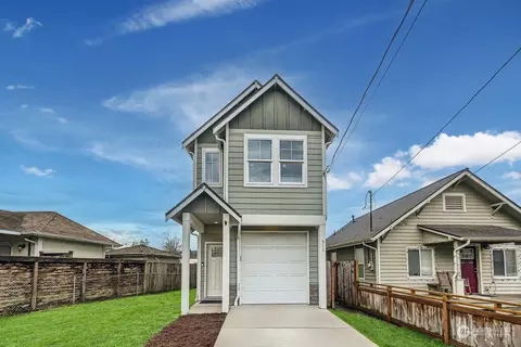 511 Varner Ave SE, Orting, WA 98360