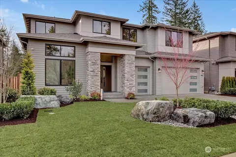 24673 SE 14th St, Sammamish, WA 98075