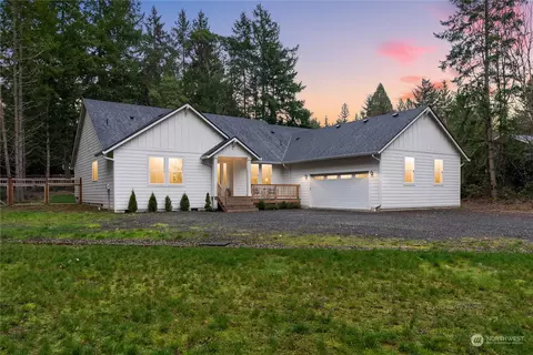 9021 71st Ave NW, Gig Harbor, WA 98332