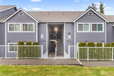12510 109th Ct NE #E203, Kirkland, WA 98034