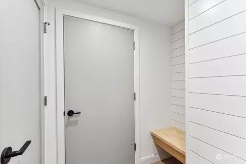 356 N 75th St, Seattle, WA 98103 photo 16