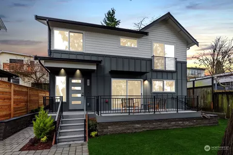 358 N 75th St, Seattle, WA 98103
