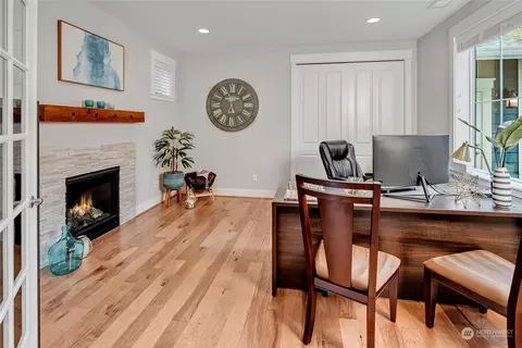 11036 E Riverside Dr, Bothell, WA 98011 photo 6