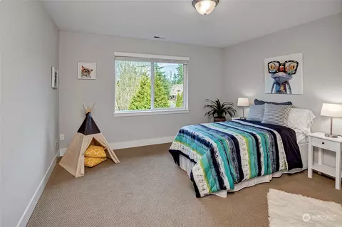 11036 E Riverside Dr, Bothell, WA 98011 photo 21