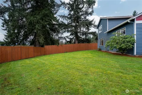 Exterior - 20531 2nd Dr SE, Bothell, WA 98012 photo 4 of 5