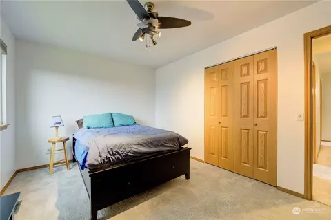 Bedroom - 20531 2nd Dr SE, Bothell, WA 98012 photo 6 of 6