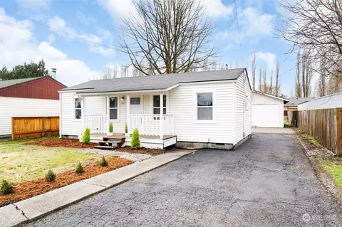 805 33rd Ave, Longview, WA 98632