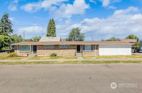 602 S 5th St, Renton, WA 98057